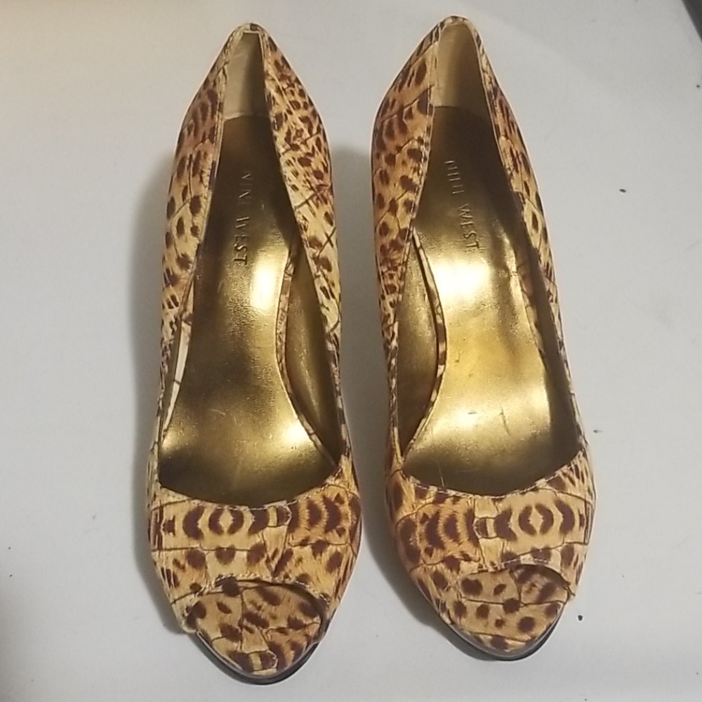 Leopard Peep Toe Plaform Pump